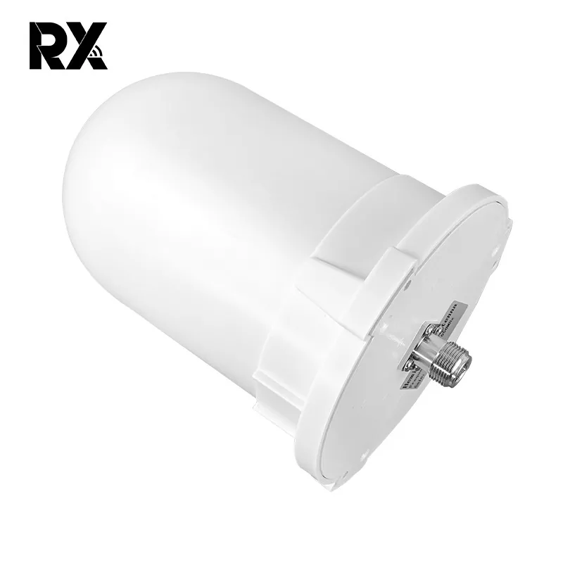 Vsesmerna antena z visokim ojačenjem 700–1050 MHz